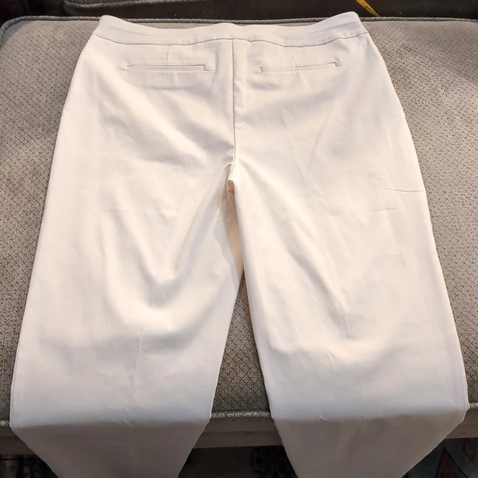 Chico's Women's Pants Ivory New Without Tags Size 2R Inseam 30 - Image 4 of 4