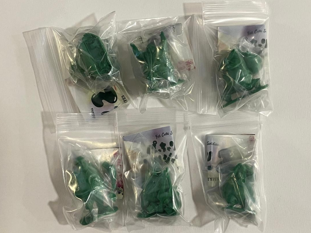 Takara Tomy Panda's Ana Gashapon Fat Cute Green Soldiers Set 2