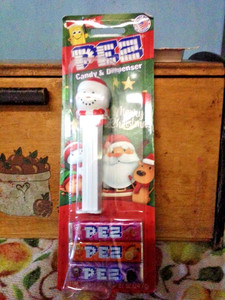 PEZ Christmas Candy & Dispenser ☃️ New With 🍬 Made In USA 08/27/30 🆓 Pez/Lucy 