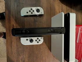 Nintendo Switch OLED Model HEG-001 Handheld Console - 64GB - White