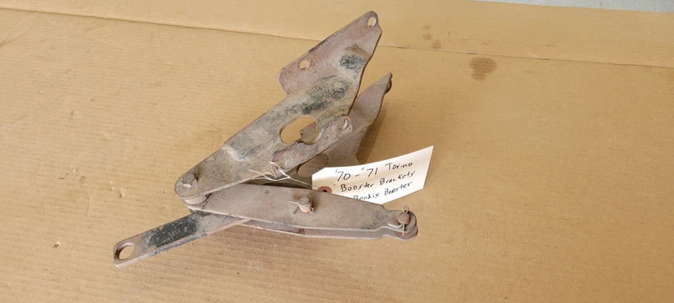 1970-71 Ford Torino Mercury Cyclone Power Brake Booster Suporte de Montagem FOMOCO - Imagem 2 de 4