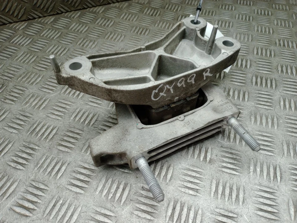 PEUGEOT 208 ENGINE MOUNT RIGHT EV 9826533880 MK2 P21E 2020 - 2024 - Image 3 of 4