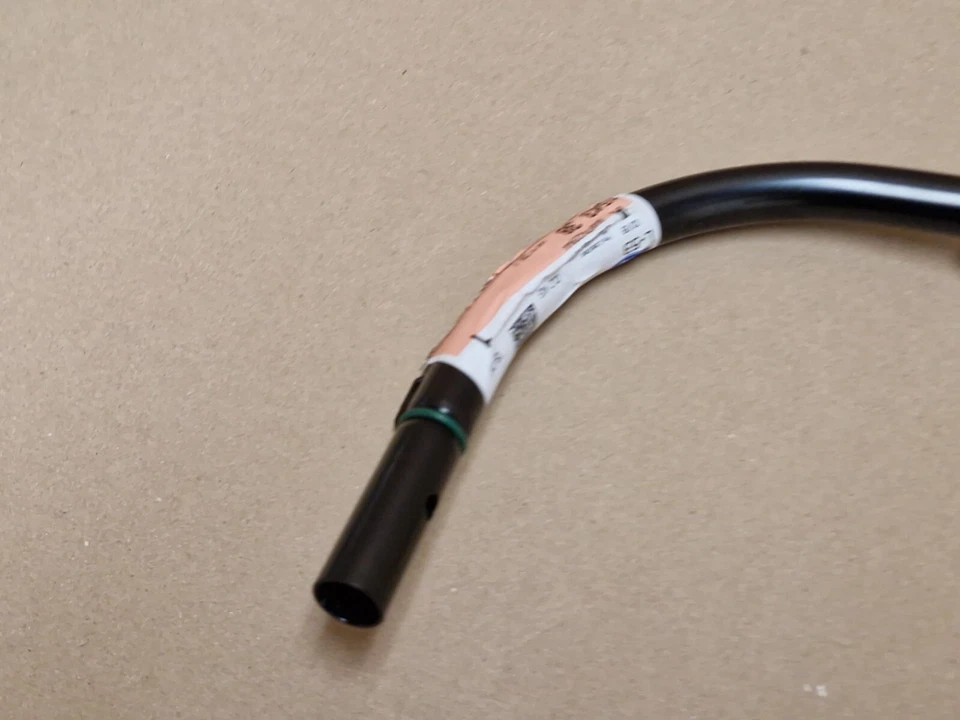 Ford Fiesta Mk6 Oil Filler Tube 2008-2018 1543338 8A617A228AA Genuine NEW OEM - Image 2 of 4