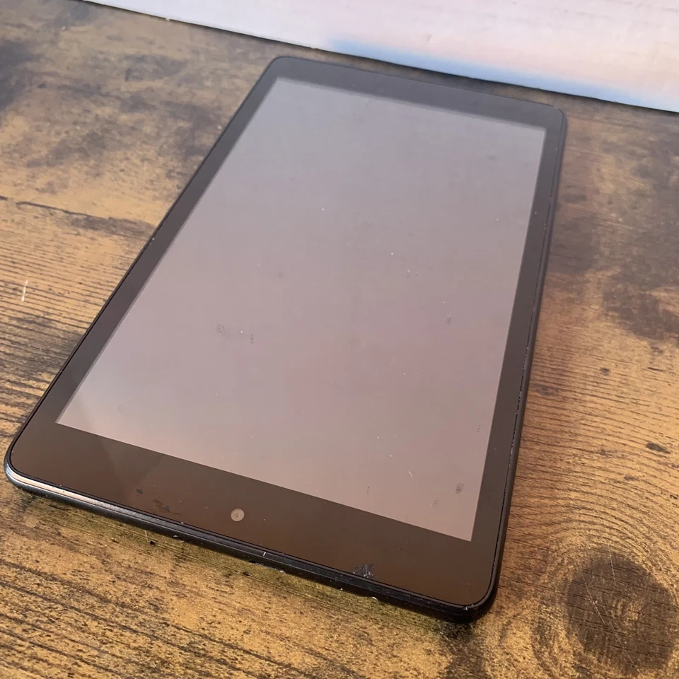 Alcatel 8 inch Tablet - Tablet Only - Untested And Unknown Model - Notes - Image 3 of 4