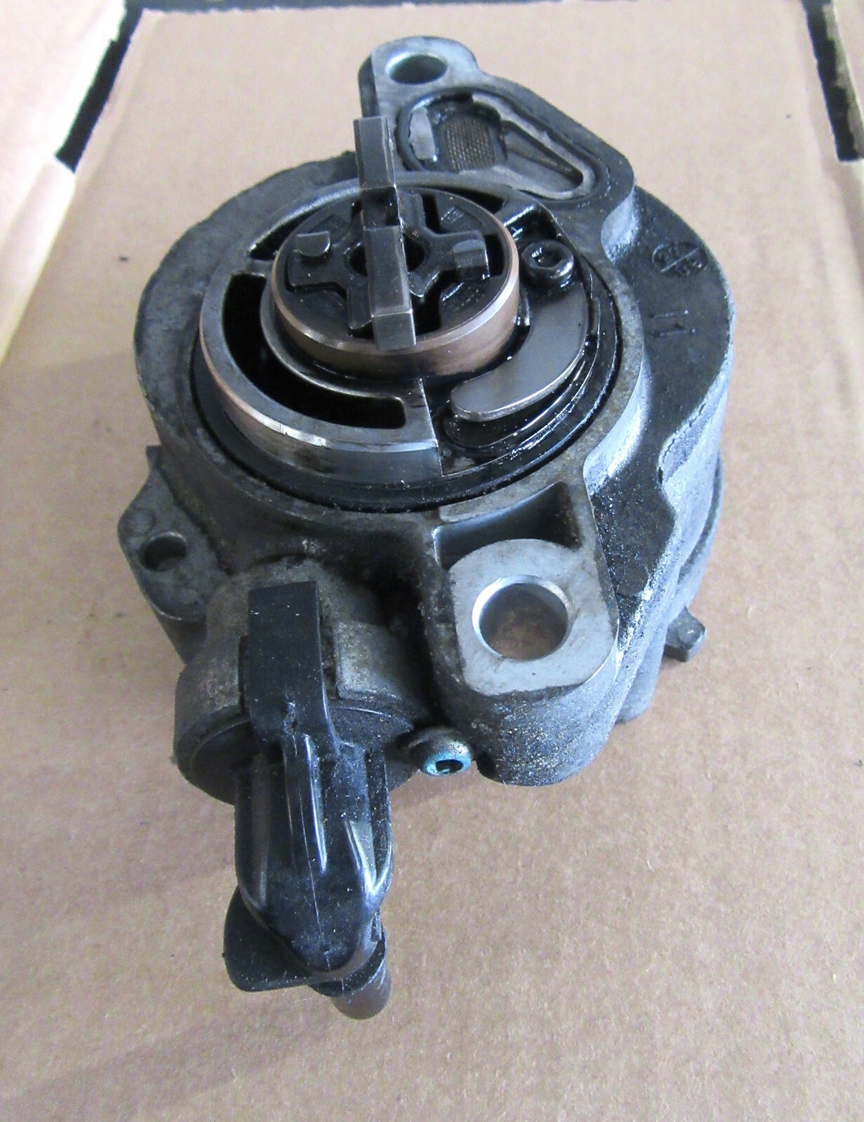 Genuine MINI Brake Vacuum Pump for R55 R56 (PreLCI) (W16 Engine