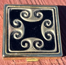 Vintage Lancôme Powder Makeup Compact