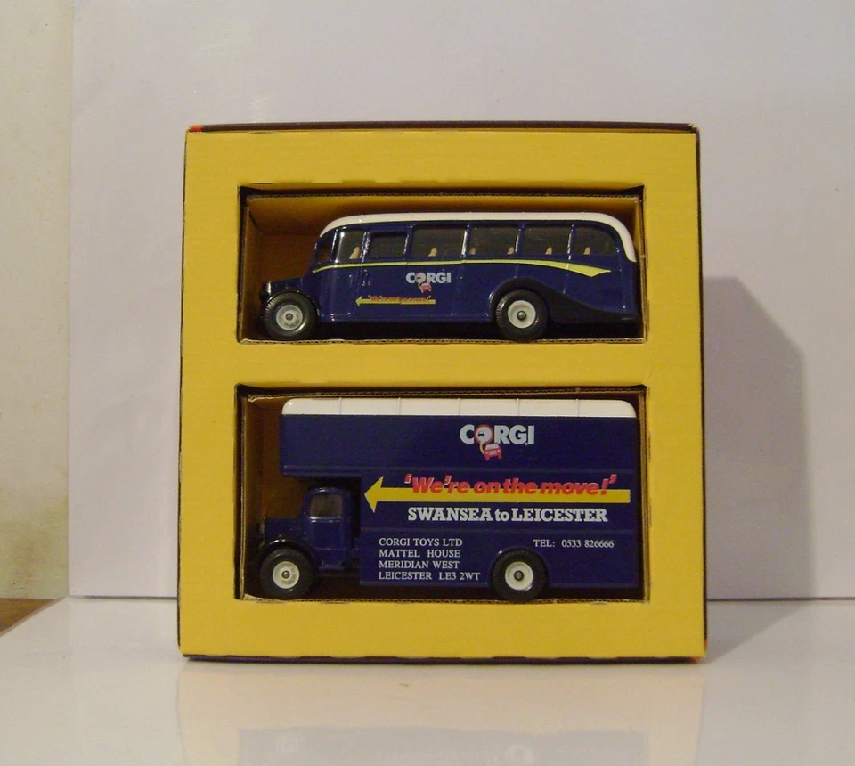Coffret CORGI 1/50 - Bedford OB Pantechnicon & Bus - Photo 2/4