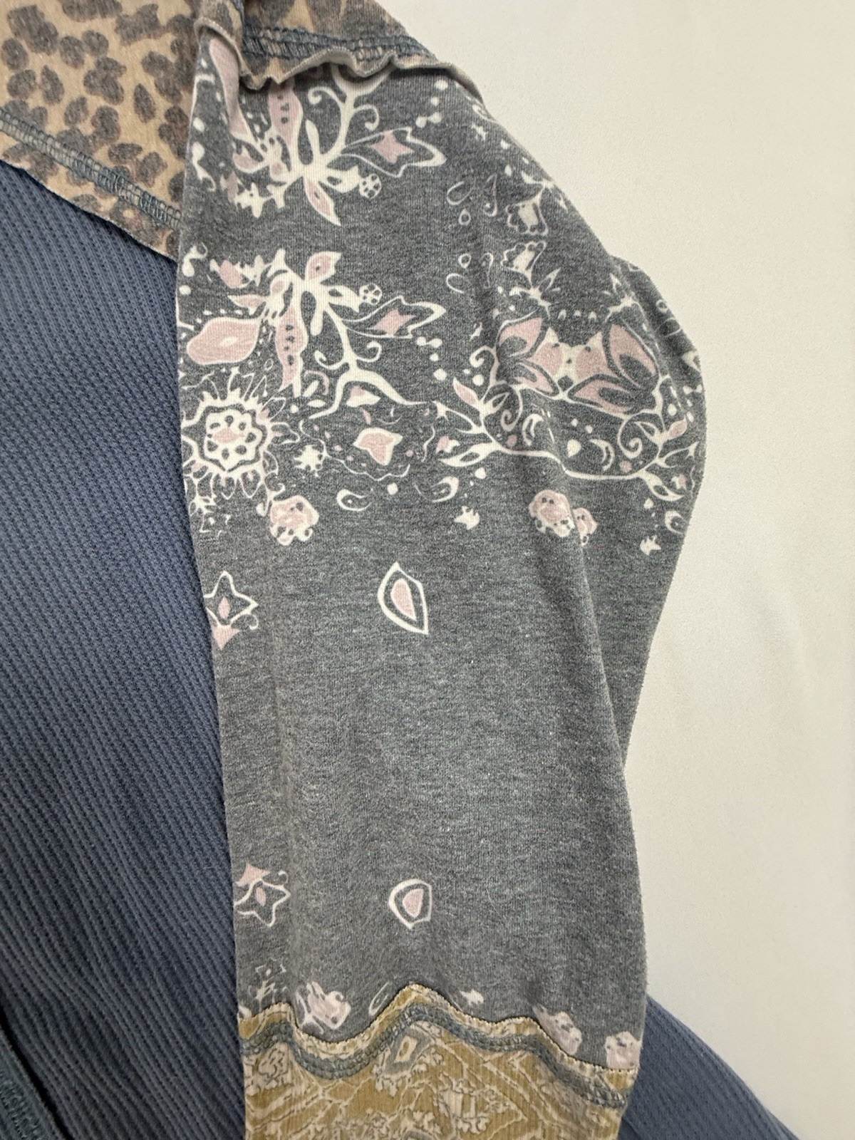 Easel Patchwork Thermal Top Leopard Boho Waffle K… - image 9