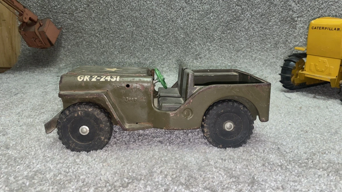 Vintage 1960's Tonka green US Army GR 2-2431 Jeep Commander Sold As