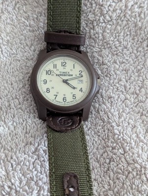 Vintage Timex Expedition Wristwatch Watch Green Brown WR50M 905 V8 UNTESTED