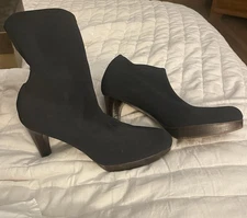 Vintage Black Stuart Weitzman Gore Tex Stretch Elastic Boots Women’s Sz 4.5 