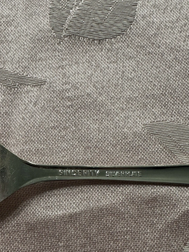 Lote Internacional de 8 Tenedores de Ensalada MAGIC LILY Sinceridad Plateada Foto 4 de 4