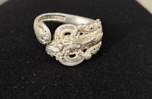 Wallace Grande Baroque sterling silver spoon ring. VTG