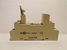 OMRON P2RF-05-E SOCKET RELAY, 10A, 250V