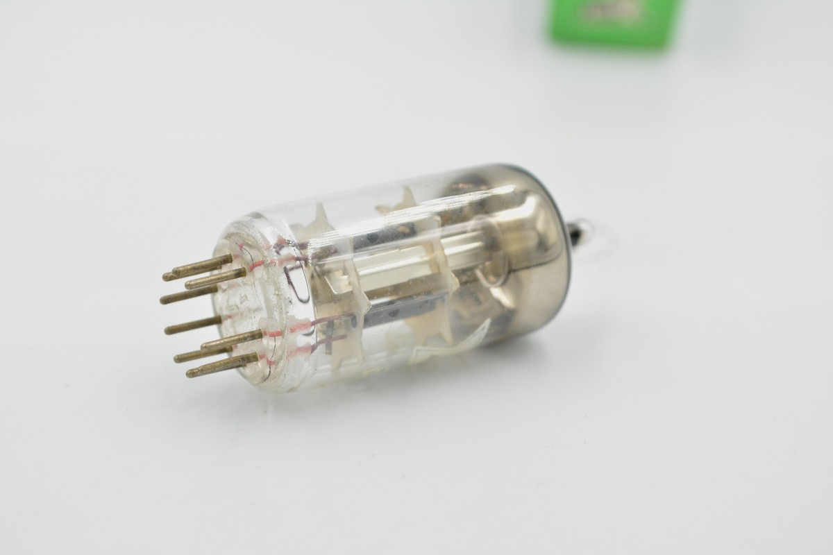 ￼テレフンケン　ECC81(12AT7)   ２本 NOS NIB RFT ECC81 12AT7 NOS VALVE Tube Zaerix Branded MADE IN