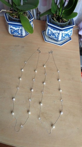 Lot De Bijoux Fantaisie Dorés : Broches, Pendentifs Et Bracelet – Très Bon état