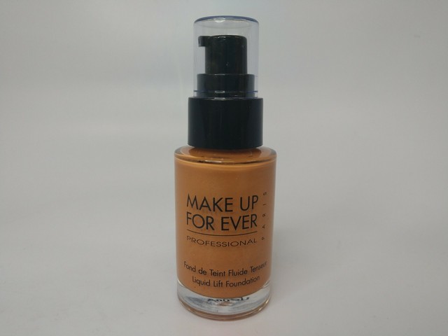 liquid lift foundation