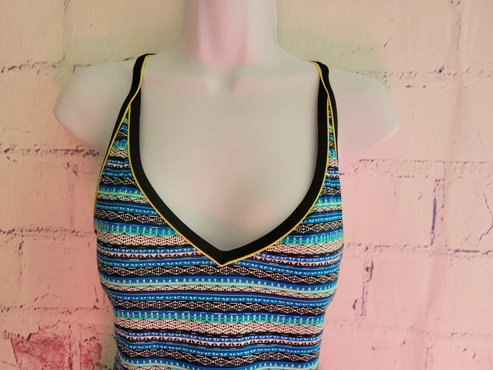 Traje de baño South Point Tankini Top talla 10 multicolor cuello en V correas convertibles Foto 3 de 4