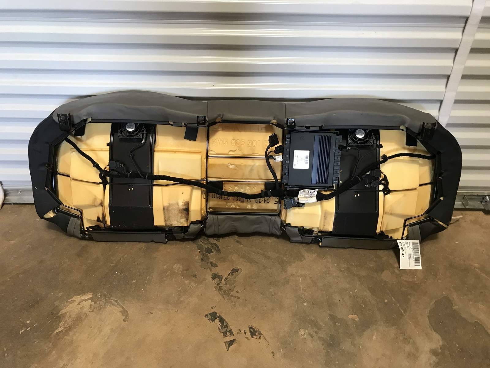 06 07 08 BENTLEY CONTINENTAL FLYING SPUR REAR SEAT LOWER CUSHION OEM GRAY