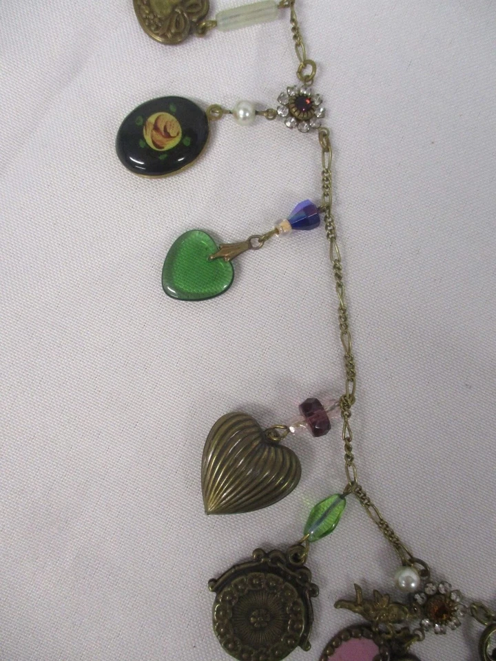 COLLAR CADENA ORO ESTUDIO GLASS WORKS VINTAGE con 26 DIJES ~ 32" Foto 3 de 4