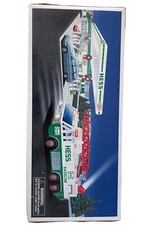 1996 NEW HESS GASOLINE EMERGENCY TRUCK NEW IN BOX