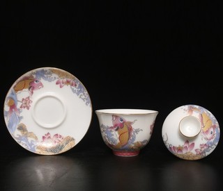 Chinese Porcelain Gaiwan Koi Fish & Lotus Enamel Painted Teacup Gongfu Tea