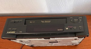 Mitsubishi VHS Videorecorder HS 551V(G) mit ShowView & Fernbedienung