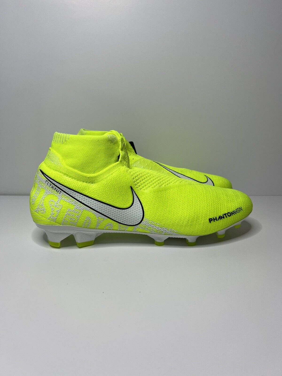 Nike Phantom Vision Elite DF Volt Cleats Men&#039;s Size 12 BNIB AO3262-171 | eBay