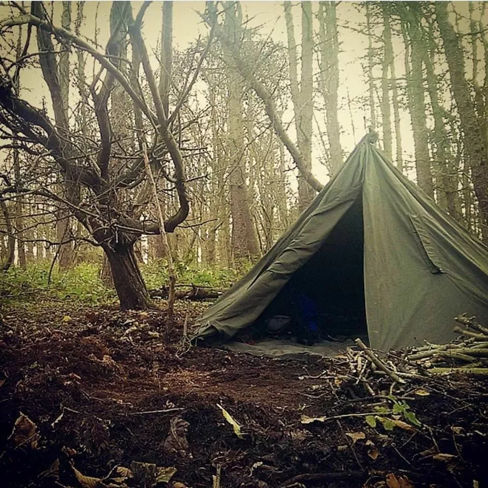 POLISH ARMY NOS MILITARY LAAVU TENT 2 PERSON PONCHO SHELTER TIPI