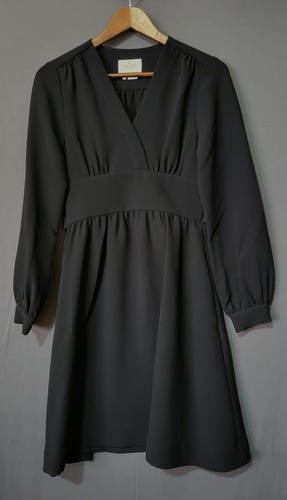 V-Neck Tie Waist Dress Size 