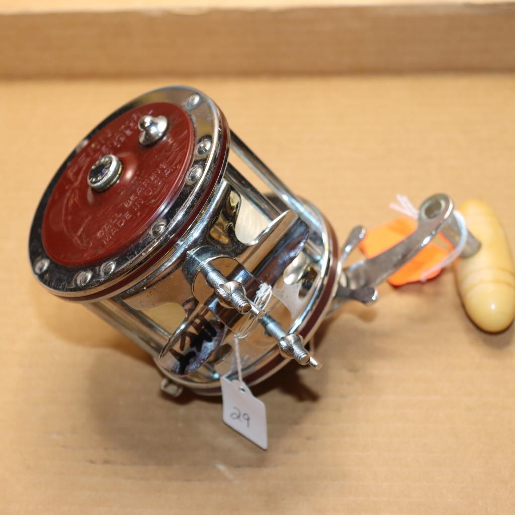Vintage PENN 113H Special 4/0 Senator High Speed Fishing Ree