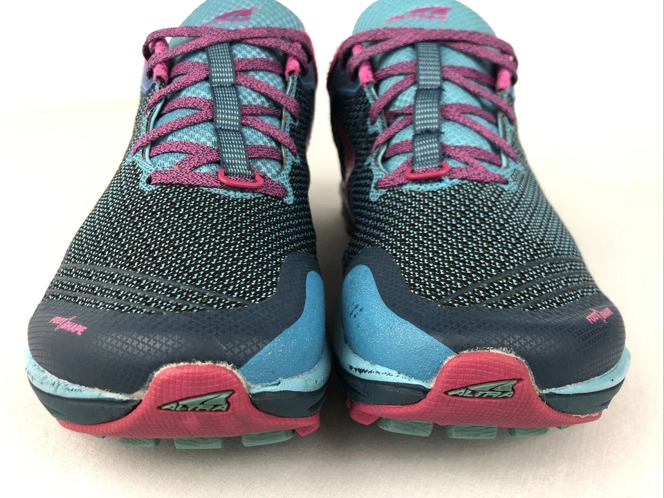 Altra Timp 1.5 Women’s Size 8 Running Shoes Sneakers Blue Pink Trail Gym Cross - Image 2 of 4