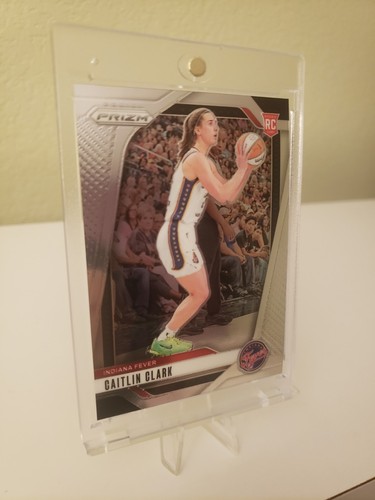 CAITLIN CLARK 2024 Panini PRIZM Rookie (RC) #22 Indiana Fever WNBA - Picture 3 of 4