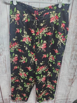 Sag Harbor Sport Womens Capri Pants Size PM Floral 100% Rayon Drawstring Zipper