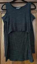 A PEA IN THE POD  Dark Gray Cold Shoulder Maternity Sweater Breastfeeding Large