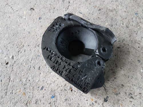 BMW 5er E60 E61 Schallisolierung Federbein hinten links 7074481