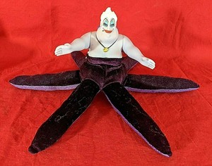 muñeca ursula disney store