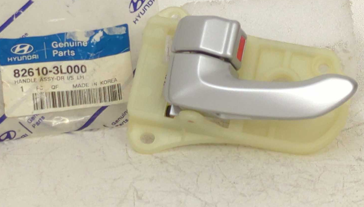 New OEM Hyundai Front Left Door Handle 2006-2009 Azera 82610-3L000