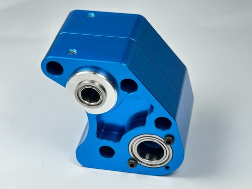 Dhawk CNC Alumium RC10 Transmission Cases For Team Associated RC10 Classic 6605 - Picture 13 of 13