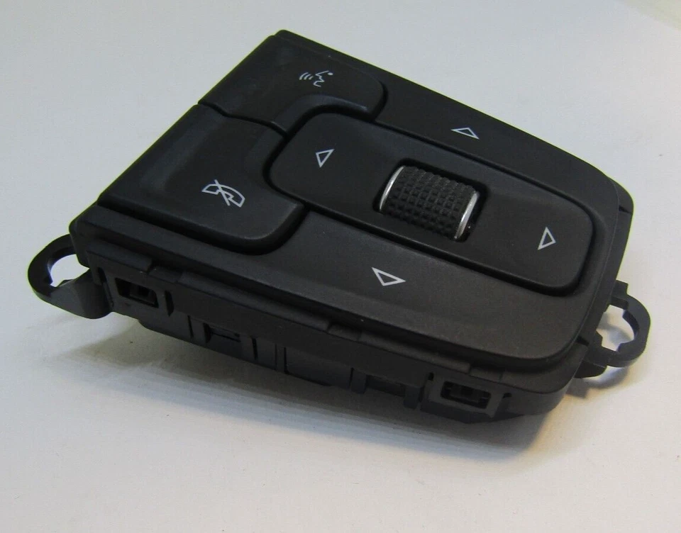 13540156 GM VOLANTE AUDIO CONTROL INTERRUPTOR 20 22 DENALI SIN SUPER CRUCERO  Foto 2 de 4