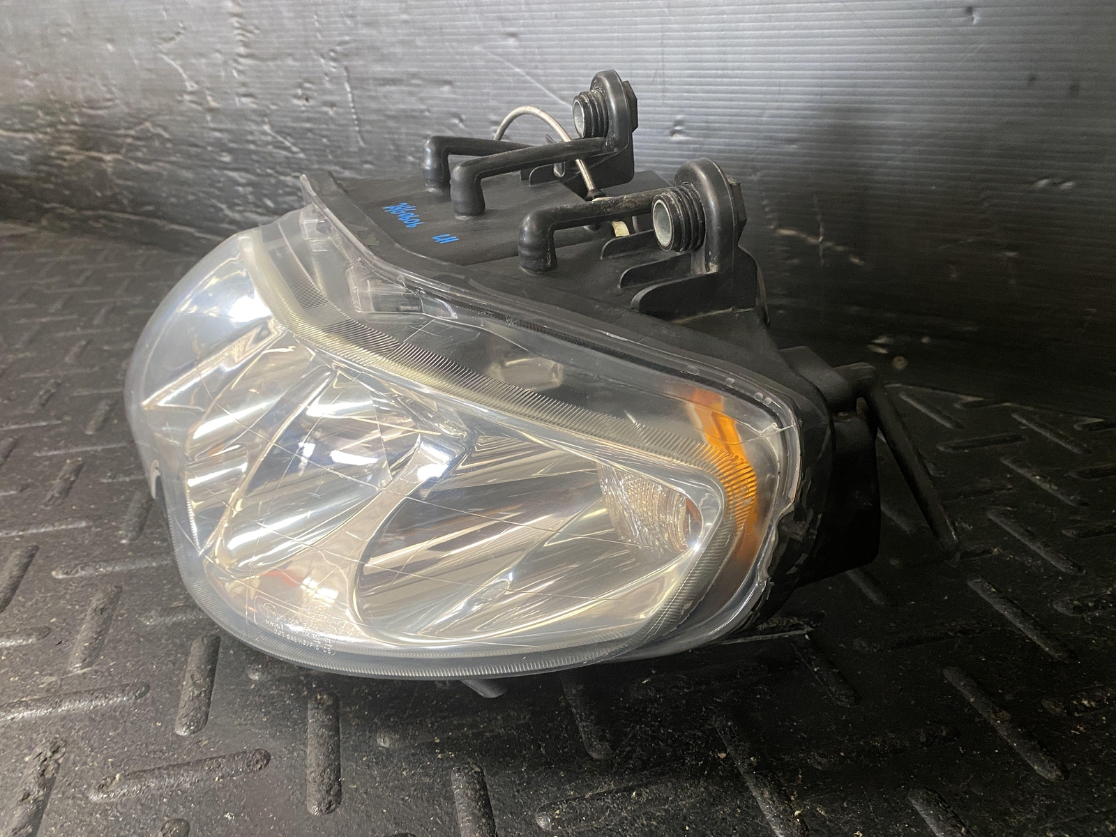 2006 MASERATI QUATTROPORT DRIVER LEFT LH BI XENON HID LOW & HIGH BEAM LIGHT LAMP