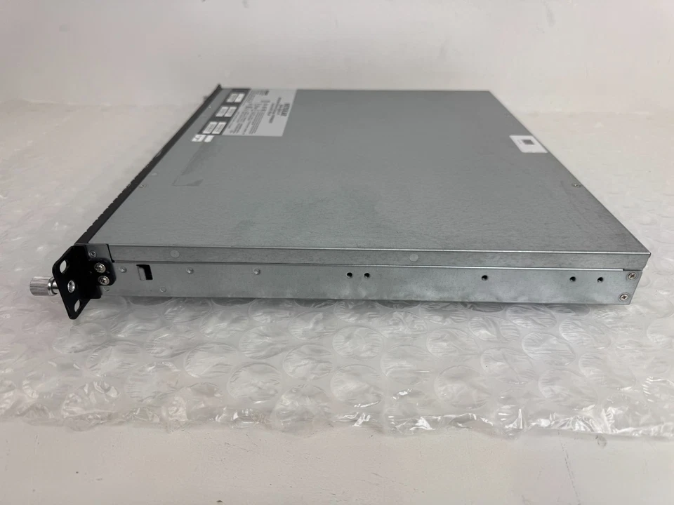 NetGear RNR-4B RN3138 4-Bay Advanced Network Storage - Image 4 of 4