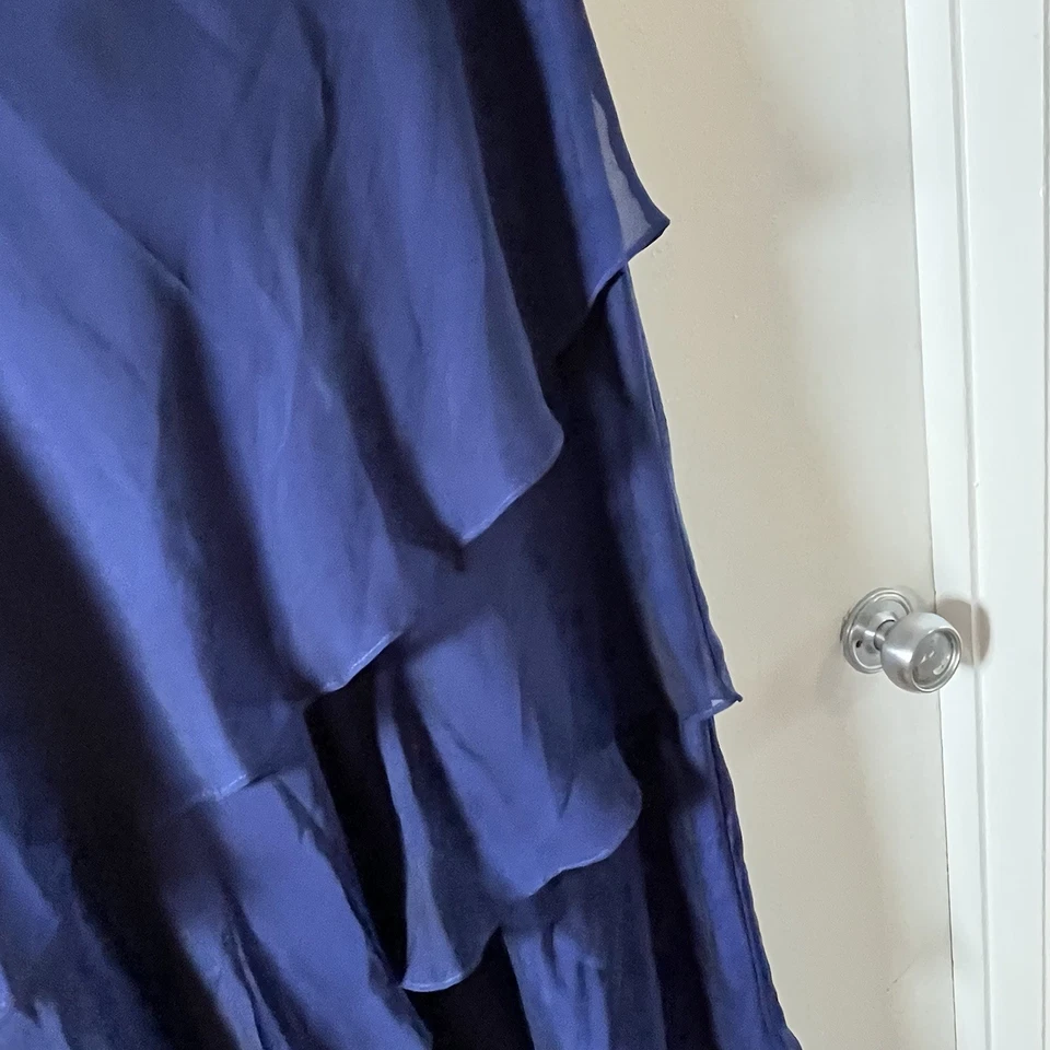 Vestido Formal Ignite Evenings Azul Marino Volantes Niveles 14 Boda Madre Novia Foto 4 de 4