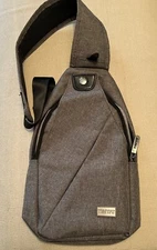TINYAT Lightweight Sling Shoulder Crossbody Bag for Men Or Women (Gray}