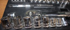 DEWALT Socket Set 1/4" & 3/8" Dr. SAE/Metric, 34 Pc (DWMT73804) AO4059770