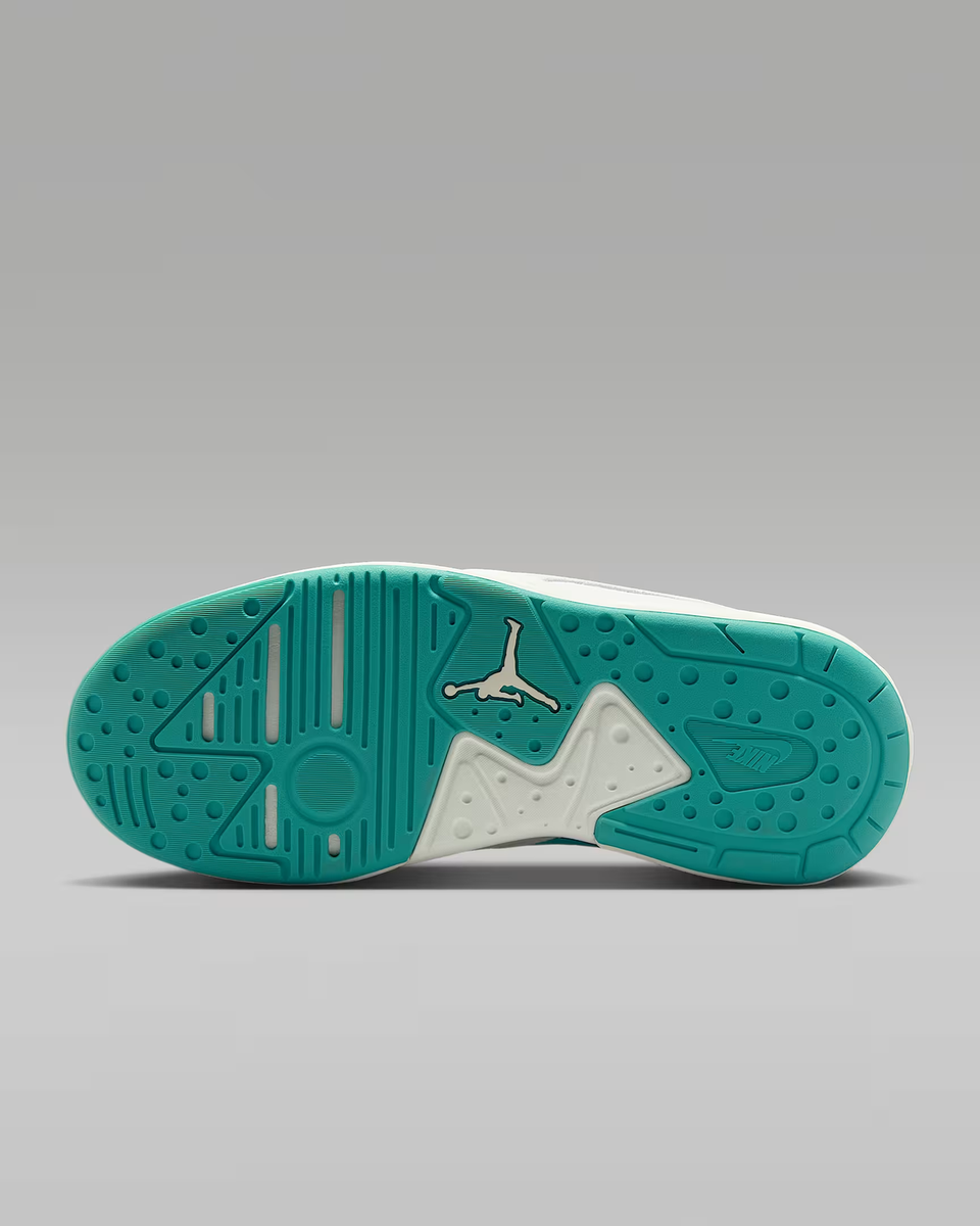 Jordan CMFT Era Casual shoes Women display picture 2