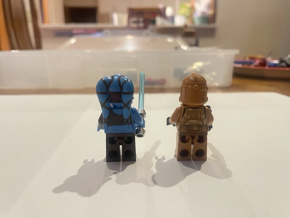 Комплект LEGO Star Wars Aayla Secura & Phase II Geonosis камуфляж солдат-клон - Изображение 2 из 4