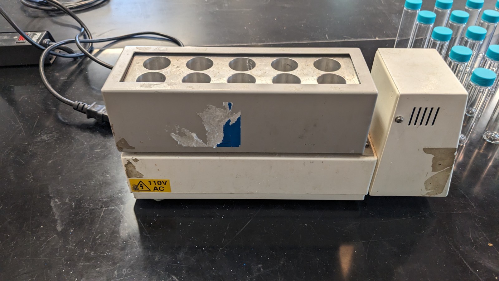 STEM RS1000 Reaction Station 10 wells Heat + Stir Used Tested Working