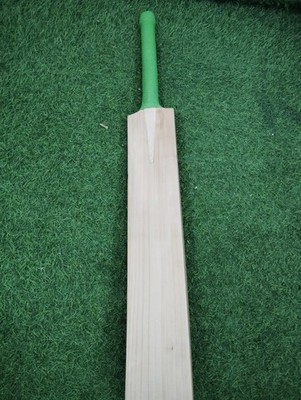 Handmade English Willow Cricket Bat Grade 3 | Ready to Play | Light Weight.