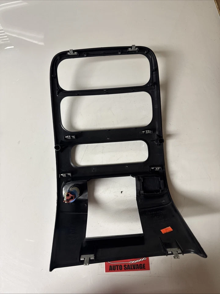 2000 Chrysler Concorde Center Dash Bezel Climate Foto 3 de 4